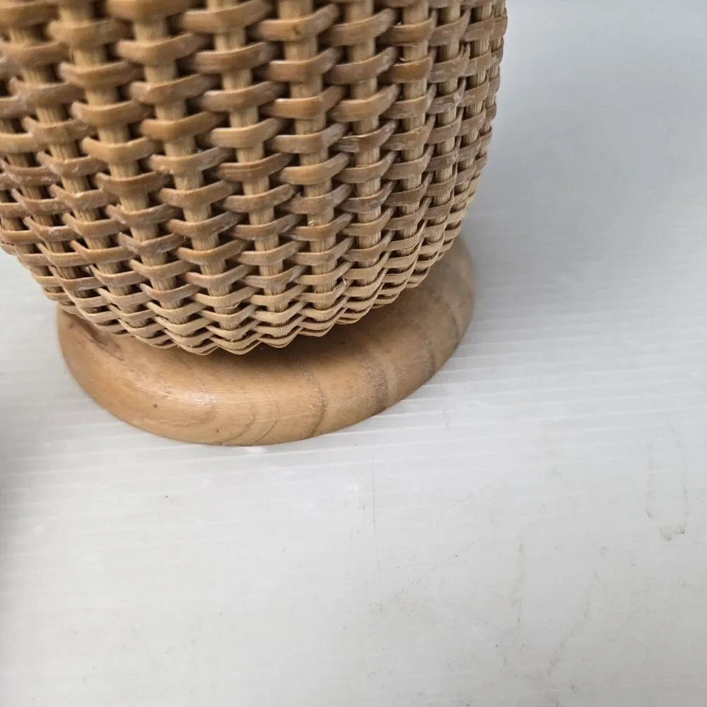 Vintage Nantucket Lightship Style Woven Wine Basket Carrier Cylinder Vase 11